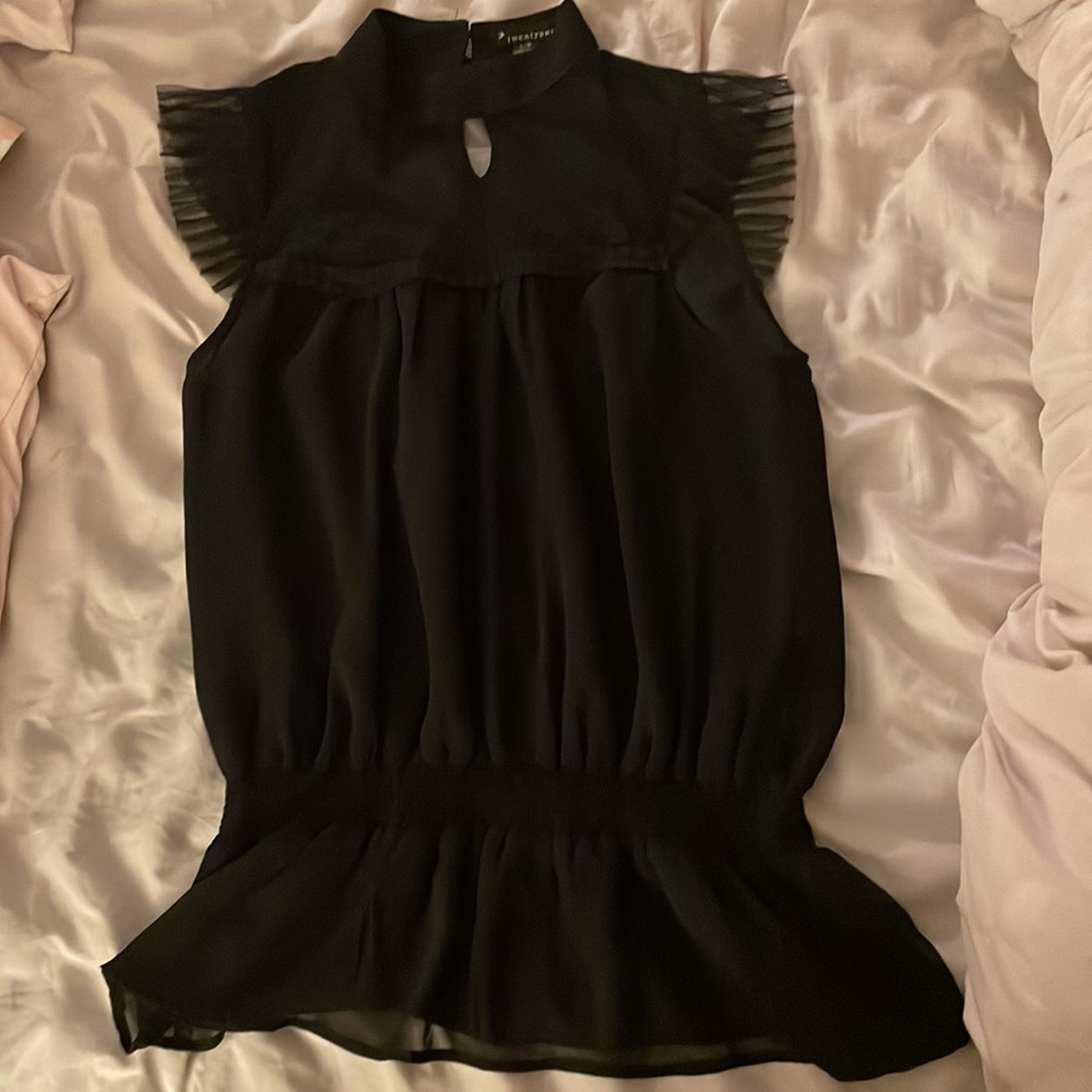Forever 21 size Large Black Peplum Top